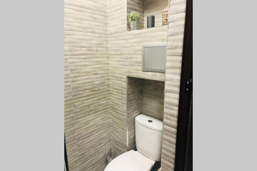 Lovely 3-Bedroom Apartment For 7 Ppl At The Centre Varna Luaran gambar