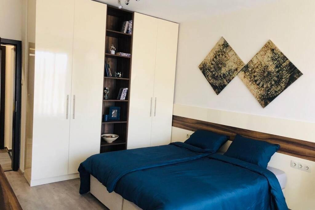 Lovely 3-Bedroom Apartment For 7 Ppl At The Centre Varna Luaran gambar
